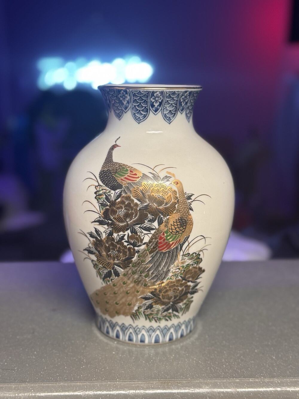 Japanese Satsuma Style Vase Pheasant Peony Gold Trim Blue Rim 9.5 in